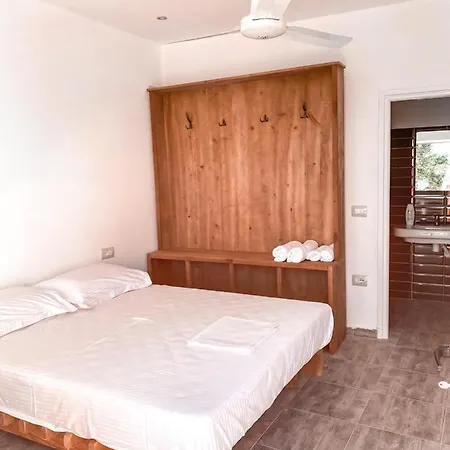 La Siesta Guest house Dhermi